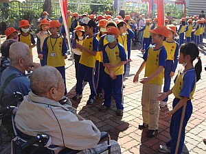 032.jpg 032.jpg