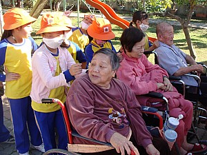 037.jpg 037.jpg