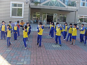 053.jpg 053.jpg