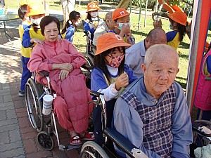 065.jpg 065.jpg