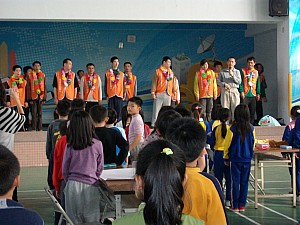 003.jpg