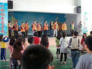005.jpg