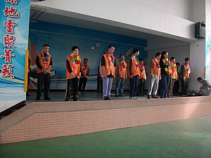 050.jpg