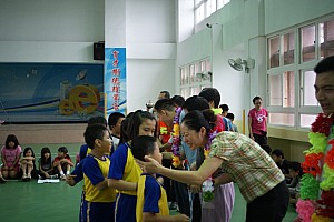 083.JPG 083.JPG