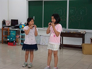 050.jpg