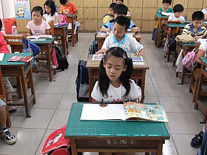 050.jpg